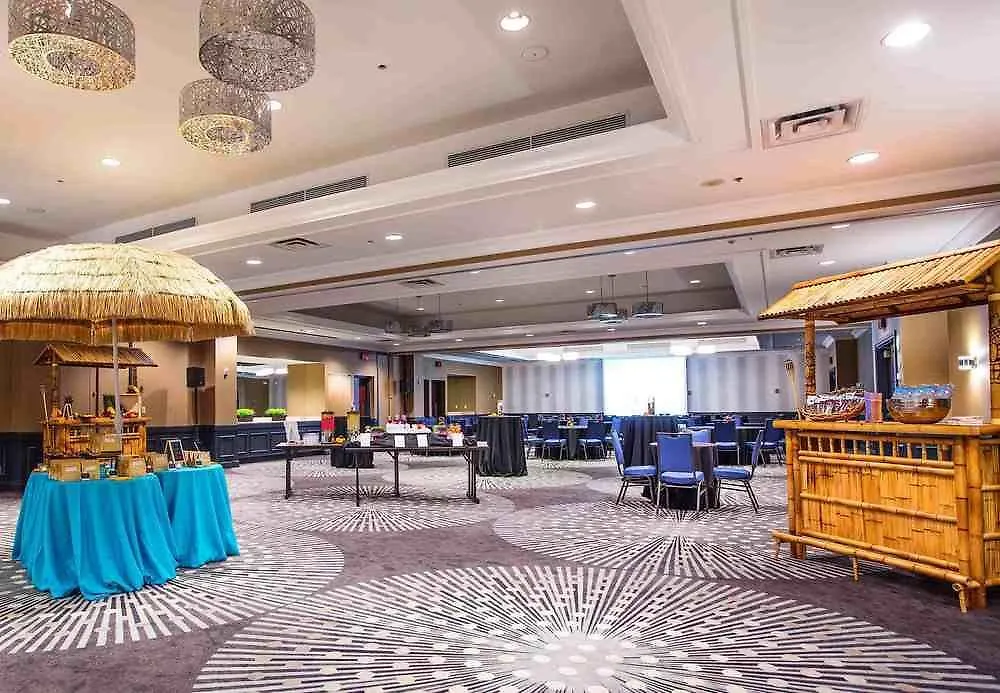 Hotel Courtyard By Marriott Toronto Downtown