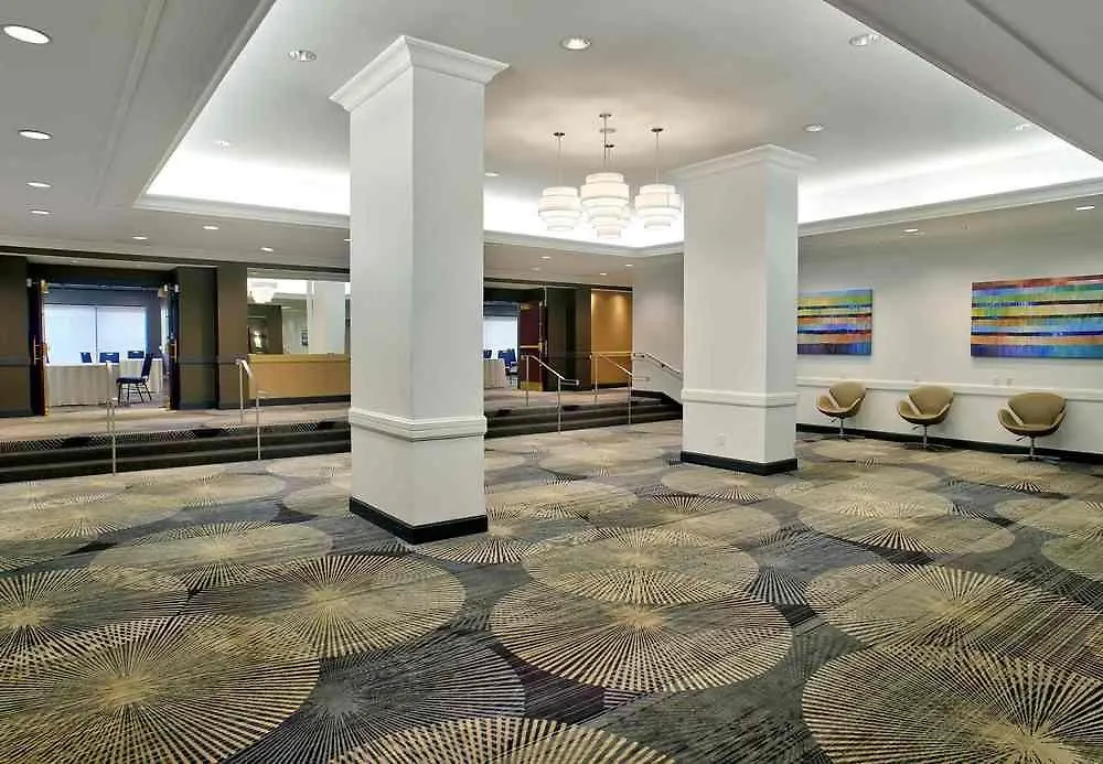 Hotel Courtyard By Marriott Toronto Downtown