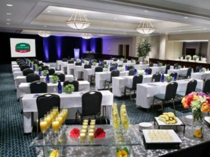 Hotel Courtyard By Marriott Toronto Downtown